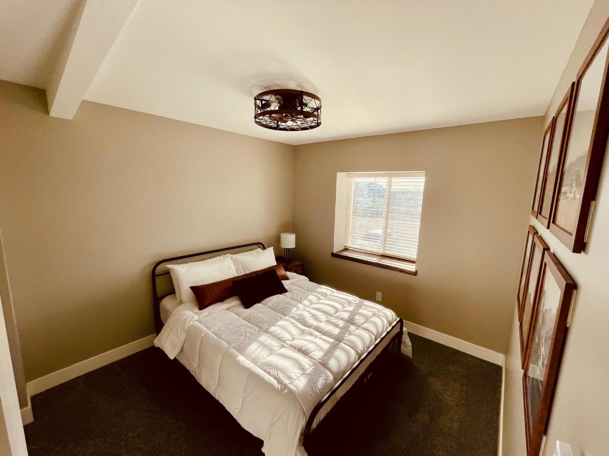 Iona Mercantile Bnb Rigby Екстериор снимка