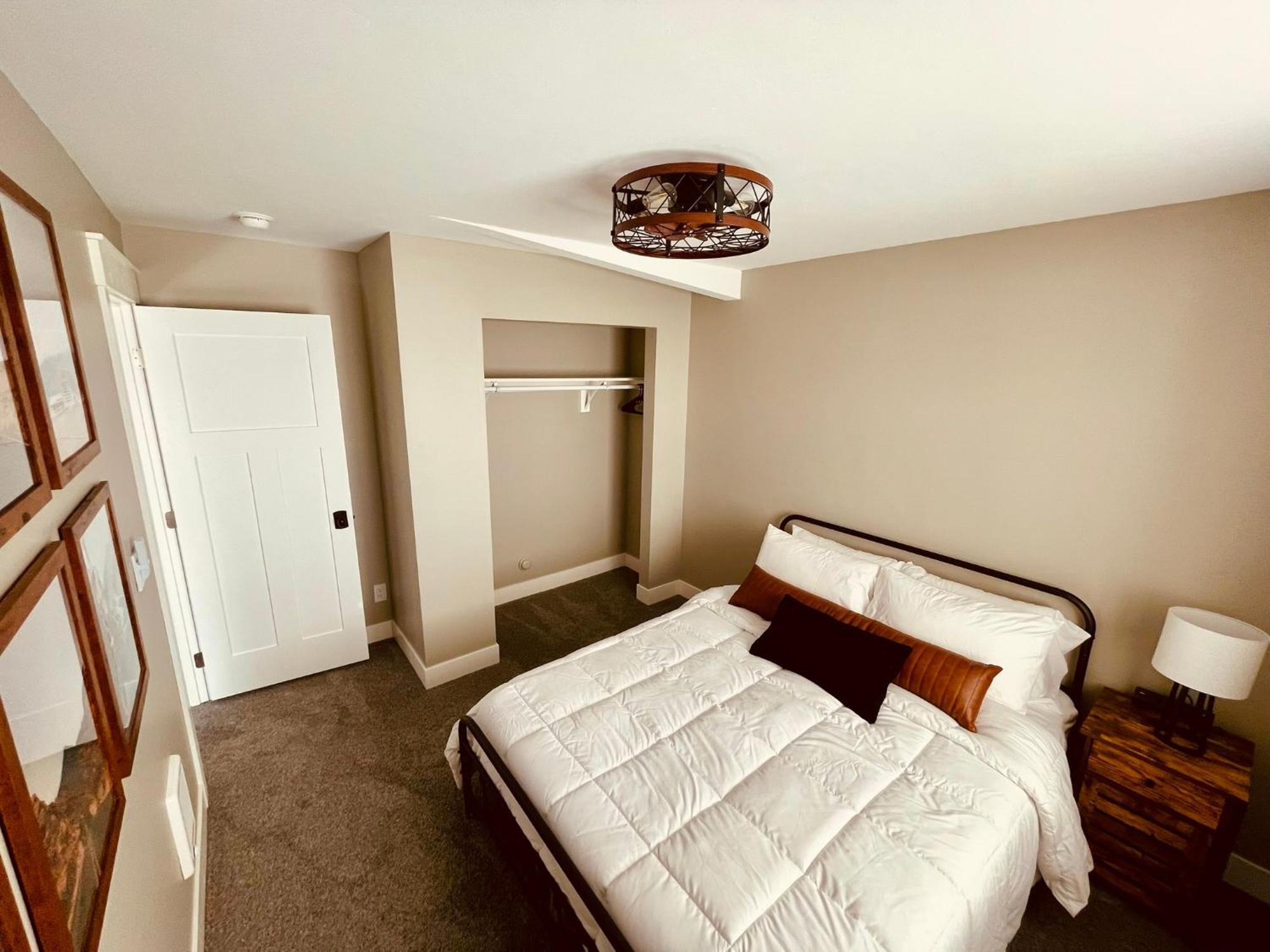 Iona Mercantile Bnb Rigby Екстериор снимка