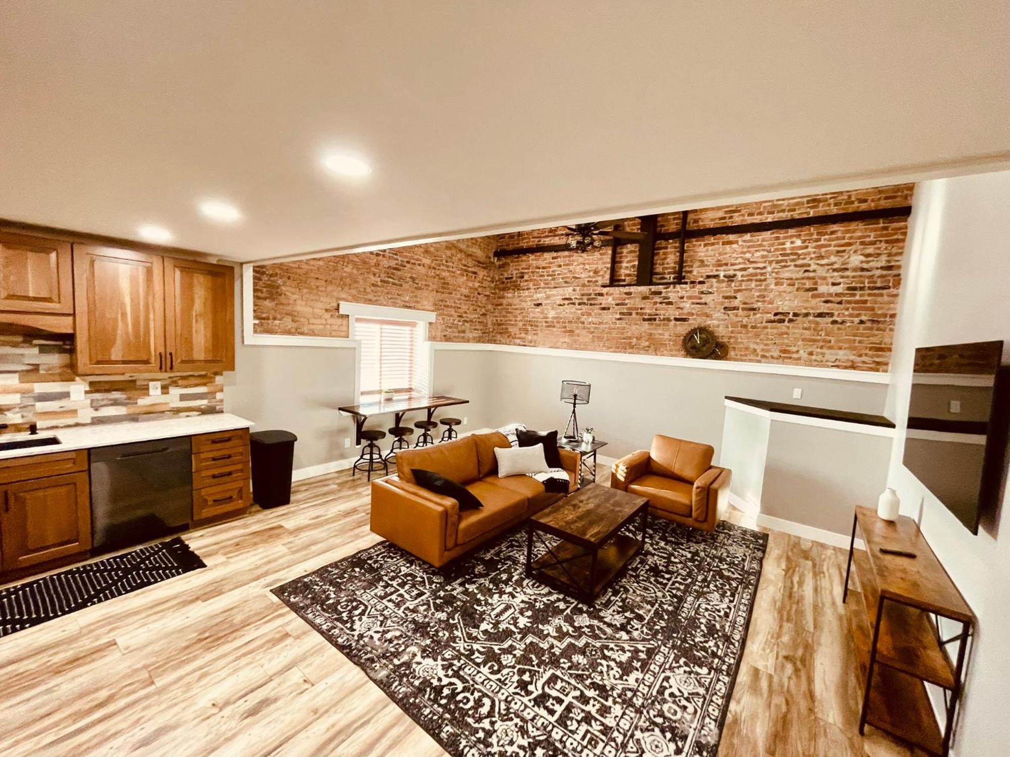 Iona Mercantile Bnb Rigby Екстериор снимка