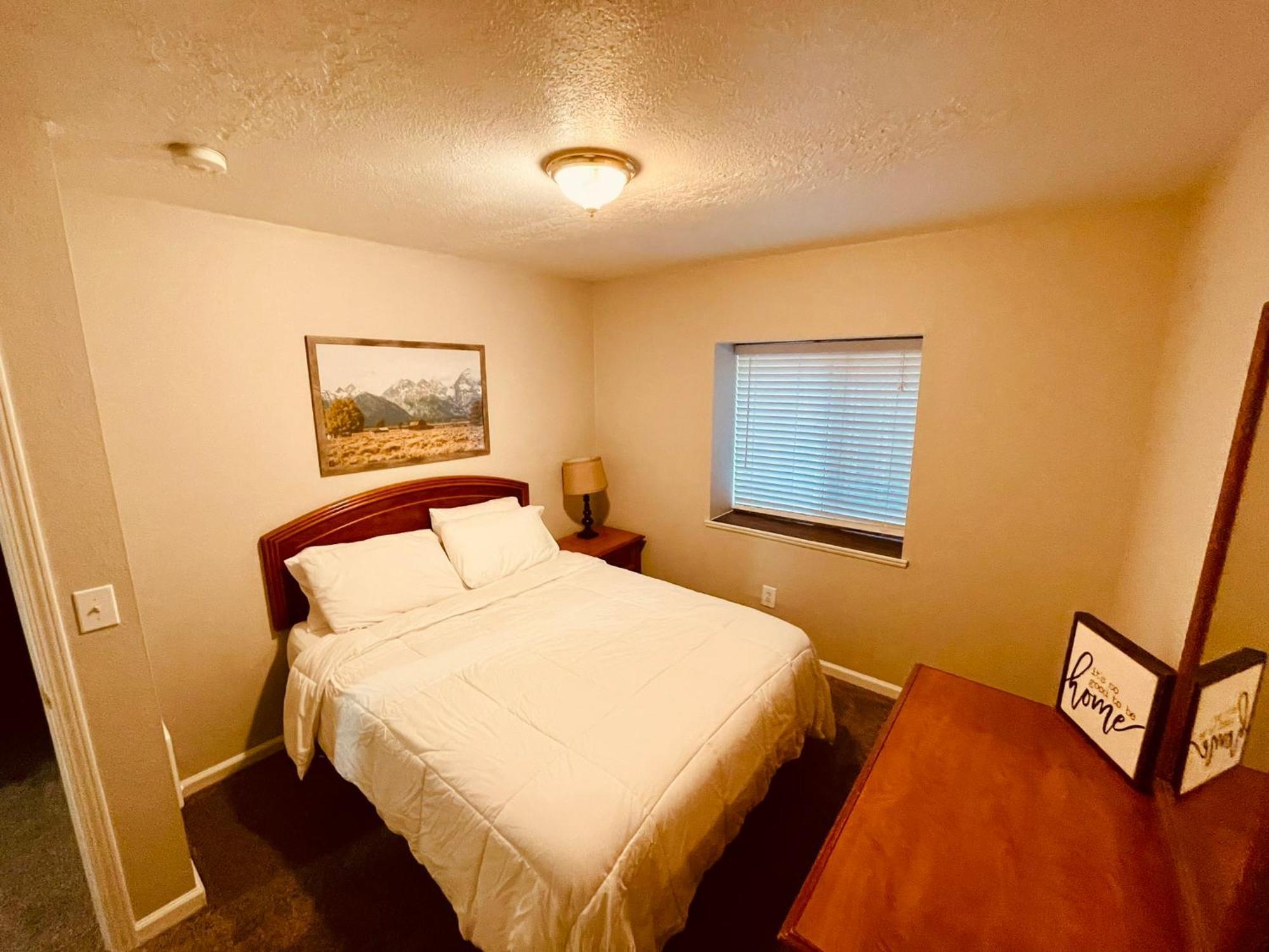 Iona Mercantile Bnb Rigby Екстериор снимка